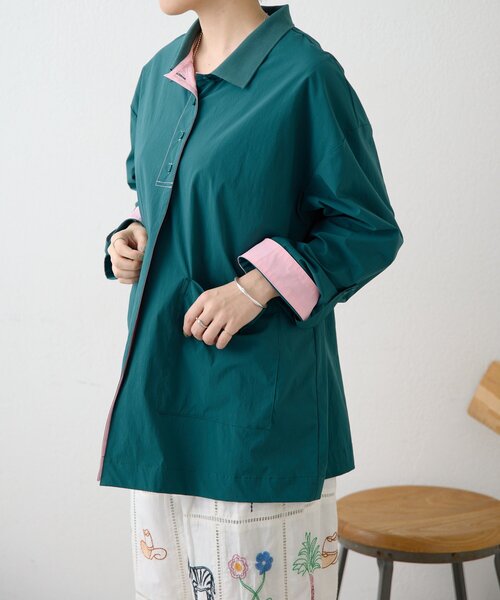 ear PAPILLONNER(イアパピヨネ)の「ポロ襟配色シャツ【SUM1 STYLE】(シャツ/ブラウス・レディース・キャメル/グリーン・FREE)」の4枚目の写真