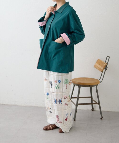 ear PAPILLONNER(イアパピヨネ)の「ポロ襟配色シャツ【SUM1 STYLE】(シャツ/ブラウス・レディース・キャメル/グリーン・FREE)」の5枚目の写真