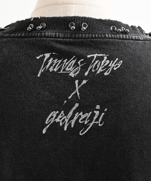 TRAVAS TOKYO(トラバス トウキョウ)の「『TRAVAS TOKYO/トラバス トーキョー』GEDRAJI x TRAVAS TOKYO ピアス付き加工イラストTシャツ(Tシャツ/カットソー・レディース・グレー/ブラック・FREE)」の21枚目の写真