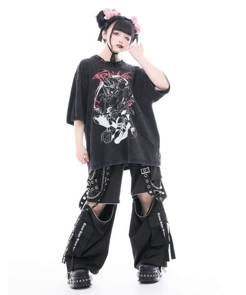 TRAVAS TOKYO(トラバス トウキョウ)の「『TRAVAS TOKYO/トラバス トーキョー』GEDRAJI x TRAVAS TOKYO ピアス付き加工イラストTシャツ(Tシャツ/カットソー・レディース・グレー/ブラック・FREE)」の7枚目の写真