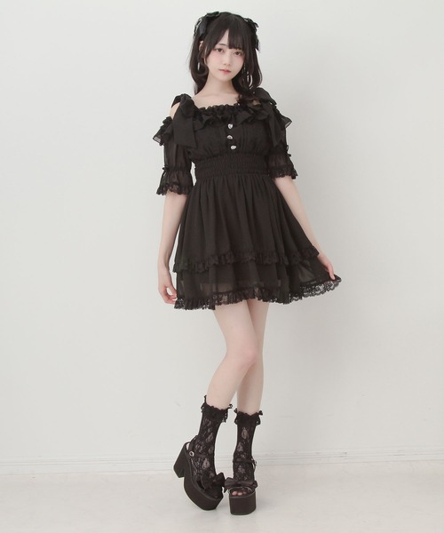 DearMyLove(ディアマイラブ)の「リボンオフショルフリルシフォンワンピース(ワンピース・レディース・ブラック/ホワイト・3L/LARGE/MEDIUM)」の3枚目の写真
