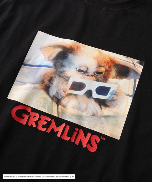SlashDate（スラッシュデイト）の「【98】【GREMLINS/グレムリン】フォトプリント バックプリント クルーネックTシャツ/ワンポイント刺繍/ユニセックス/レディース/メンズ（Tシャツ/カットソー・メンズ・ホワイト系1/ブラック系3/ブラック系1/ブラック系2/ホワイト系3/ホワイト系2・L/M）」の15枚目の写真