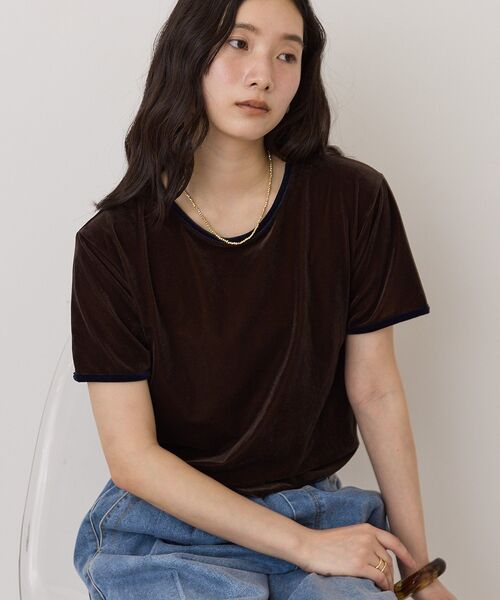 AMERICAN HOLIC(アメリカンホリック)の「シアーベロア配色プルオーバー(Tシャツ/カットソー・レディース・アイボリー/ネイビー/ブラウン・M/L)」の4枚目の写真