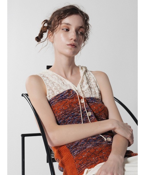 ELCHELE(エルチェレ)の「LACE HOODIE NS TOP(Tシャツ/カットソー・レディース・ブラック/ホワイト/オレンジ・FREE)」の19枚目の写真