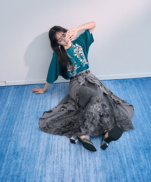 HARE(ハレ)の「フラワーシシュウTシャツ(HARE)(Tシャツ/カットソー・レディース・ネイビー/ブラック/ホワイト/ブルーグリーン/カーキ・FREE)」の17枚目の写真