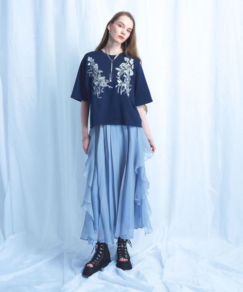 HARE(ハレ)の「フラワーシシュウTシャツ(HARE)(Tシャツ/カットソー・レディース・ネイビー/ブラック/ホワイト/ブルーグリーン/カーキ・FREE)」の18枚目の写真