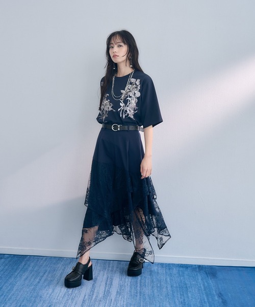 HARE(ハレ)の「フラワーシシュウTシャツ(HARE)(Tシャツ/カットソー・レディース・ネイビー/ブラック/ホワイト/ブルーグリーン/カーキ・FREE)」の20枚目の写真