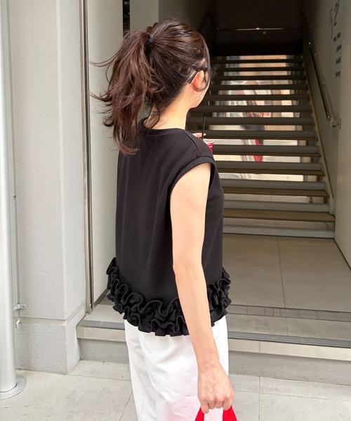 CHERI since1985(シェリ)の「ホイップフリルノースリーブトップス(Tシャツ/カットソー・レディース・ブラック/オフホワイト/チャコール・FREE)」の17枚目の写真