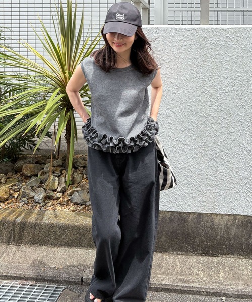 CHERI since1985(シェリ)の「ホイップフリルノースリーブトップス(Tシャツ/カットソー・レディース・ブラック/オフホワイト/チャコール・FREE)」の18枚目の写真