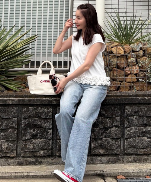 CHERI since1985(シェリ)の「ホイップフリルノースリーブトップス(Tシャツ/カットソー・レディース・ブラック/オフホワイト/チャコール・FREE)」の21枚目の写真