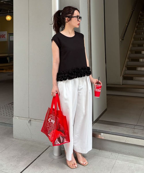 CHERI since1985(シェリ)の「ホイップフリルノースリーブトップス(Tシャツ/カットソー・レディース・ブラック/オフホワイト/チャコール・FREE)」の12枚目の写真