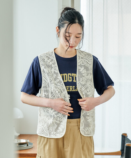 FREAK'S STORE(フリークスストア)の「コード刺繍 レースベスト(ベスト・レディース・ブラック/オフホワイト・フリ-)」の11枚目の写真
