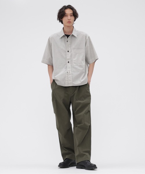 MHL.(エムエイチエル)の「COTTON LINEN TINY RIPSTOP(その他パンツ・メンズ・カーキ/ライトベージュ・LARGE/MEDIUM/SMALL)」の8枚目の写真
