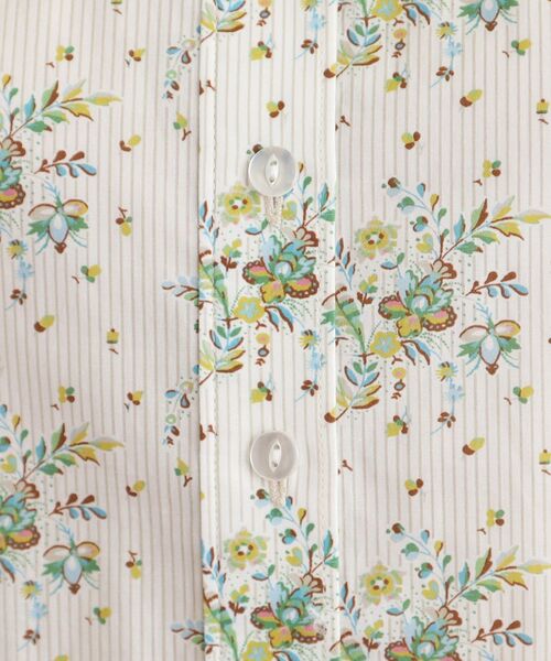 LAURA ASHLEY(ローラアシュレイ)の「【5分袖/コットン100%/洗える】サジェストン柄ブラウス(シャツ/ブラウス・レディース・ベージュ系/ブルー系5・40/38)」の6枚目の写真