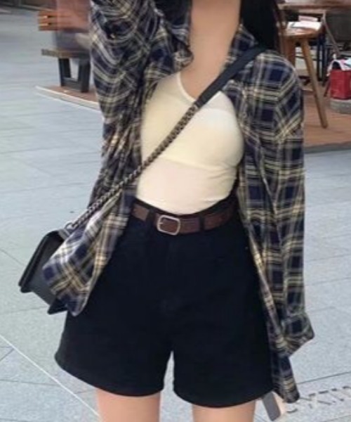 NANEA(ナネア)の「チェック柄レギュラーシャツ(シャツ/ブラウス・レディース・ネイビー/ブラウン・MEDIUM)」の18枚目の写真