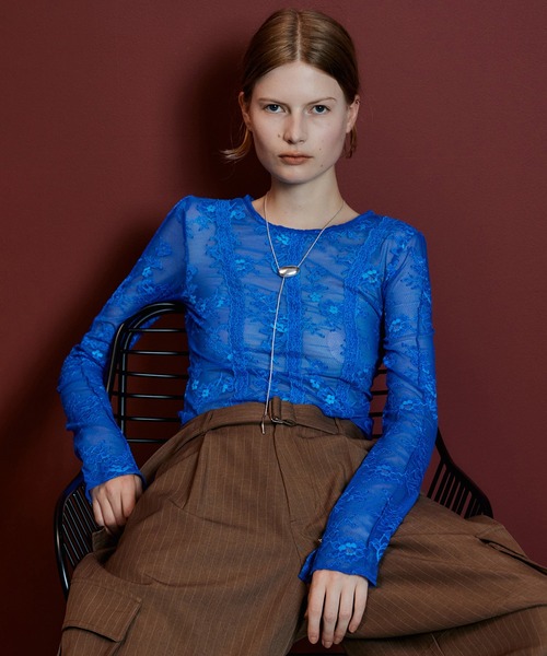 MAISON SPECIAL(メゾンスペシャル)の「Sleeve Slit Lace Top/スリーブスリットレーストップス(Tシャツ/カットソー・レディース・グリーン/ブラック/ブルー/アイボリー・FREE)」の4枚目の写真