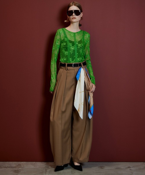 MAISON SPECIAL(メゾンスペシャル)の「Sleeve Slit Lace Top/スリーブスリットレーストップス(Tシャツ/カットソー・レディース・グリーン/ブラック/ブルー/アイボリー・FREE)」の15枚目の写真