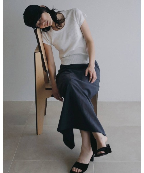 anuke(アンヌーク)の「anuke Vintage Rib Tops(Tシャツ/カットソー・レディース・ホワイト/ブラック・FREE)」の3枚目の写真