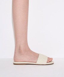 CHARLES & KEITH（チャールズ & キース）の「フラットサンダル（サンダル）」