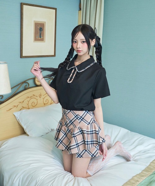 Lovilyn(ラヴィリン)の「チェックフリルポロブラウス(シャツ/ブラウス・レディース・ブラック/ホワイト・FREE)」の14枚目の写真