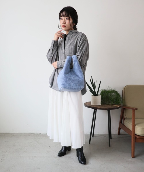 T・S・L(ティーエスエル)の「エコファーショッパーバッグ(トートバッグ・レディース・ピンク/サックスブルー/チャコール/グレイッシュベージュ/ホワイト・FREE)」の19枚目の写真