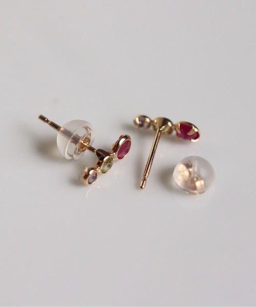 cui-cui(キュイキュイ)の「マルチカラーストーン ピアス | K10YG(ピアス(両耳用)・レディース・イエローゴールド・FREE)」の4枚目の写真