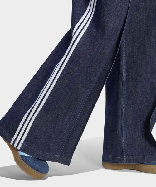 adidas(アディダス)の「デニム プリーツ ワイドレッグ パンツ / アディダスオリジナルス adidas Originals(その他パンツ・レディース・ブルー・27/30/24/30/25/30/26/30/28/30/29/30/30W 30L)」の10枚目の写真