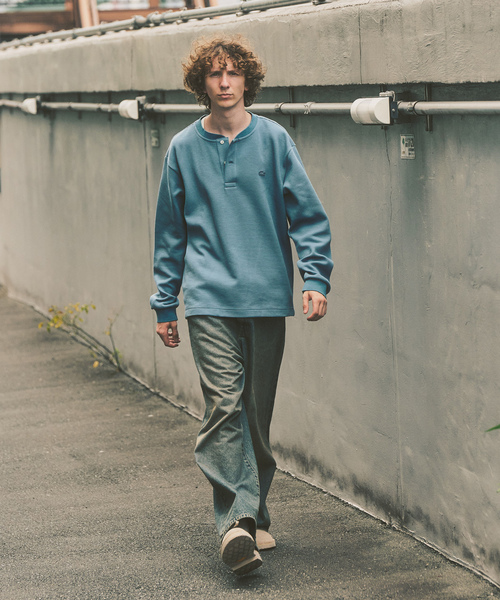 417 EDIFICE(フォーワンセブンエディフィス)の「LACOSTE × 417 ヘンリーネック ワッフルTシャツ(Tシャツ/カットソー・メンズ・チャコールグレー/ブルー/ブラック系その他・4/3/5)」の15枚目の写真