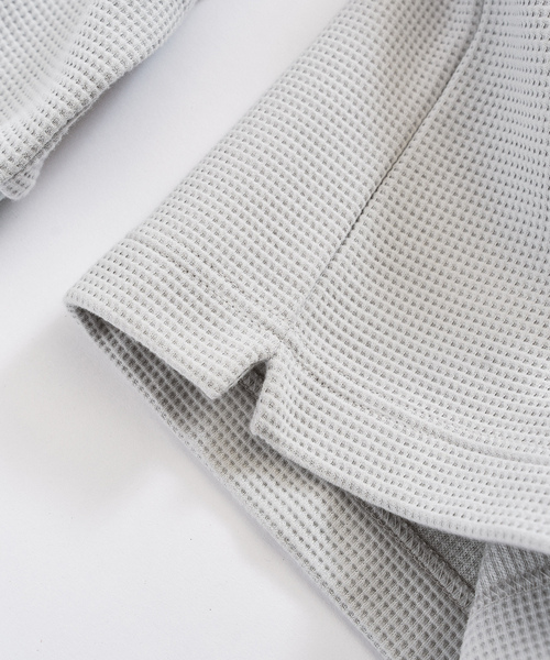 417 EDIFICE(フォーワンセブンエディフィス)の「LACOSTE × 417 ヘンリーネック ワッフルTシャツ(Tシャツ/カットソー・メンズ・チャコールグレー/ブルー/ブラック系その他・4/3/5)」の8枚目の写真