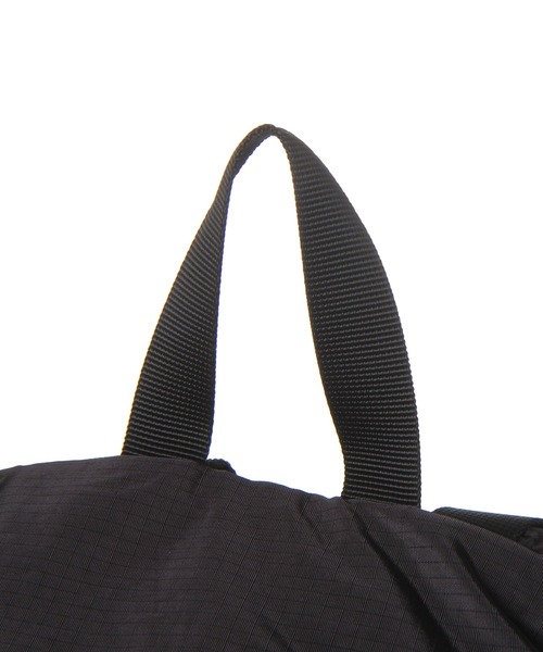 niko and...(ニコアンド)の「12ポケット ライトデイパック / 撥水加工/大容量 / 20L(バックパック/リュック・レディース・アイボリー/ブラック・0)」の17枚目の写真