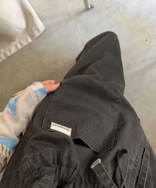 CHUN CHUN NOTES(チュンチュンノーツ)の「26AW/ウエストドロスト デニムサロペット(サロペット/オーバーオール・レディース・グレー/ネイビー・M)」の6枚目の写真
