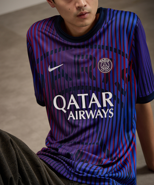 NIKE(ナイキ)の「【NIKE / ナイキ】PSG M NK DF SS TOP PM K AW(Tシャツ/カットソー・メンズ・パープル・SMALL/MEDIUM/LARGE/X-LARGE)」の1枚目の写真