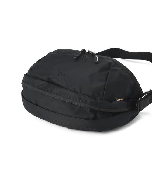 +phenix(プラスフェニックス)の「+phenix/プラスフェニックス/EXPAND BODY BAG 5+(ボディバッグ/ウエストポーチ・メンズ・ブラック/グレー・F)」の15枚目の写真
