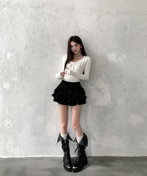VEILA(ヴェイラ)の「ハイウエスト ティアードフリルミニスカート(スカート・レディース・ブラック・S/M/L)」の3枚目の写真
