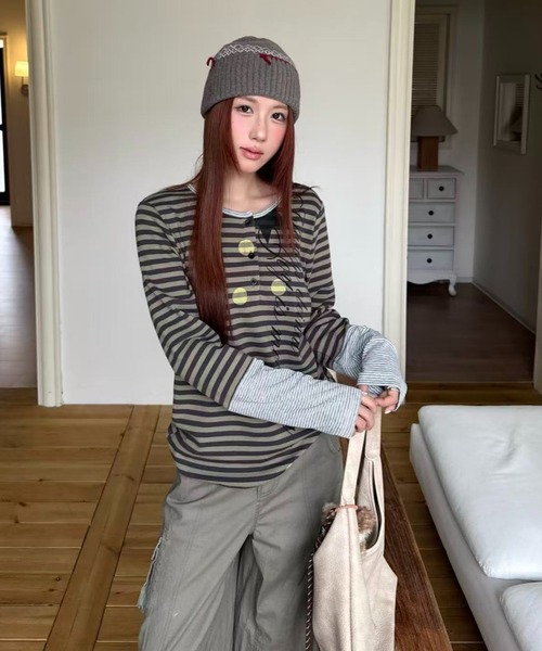 AsRiRe(アスリレイ)の「26aw ドットスタープリントボーダーレイヤード風ヘンリーネックトップス(Tシャツ/カットソー・レディース・パープル/グリーン・M)」の5枚目の写真
