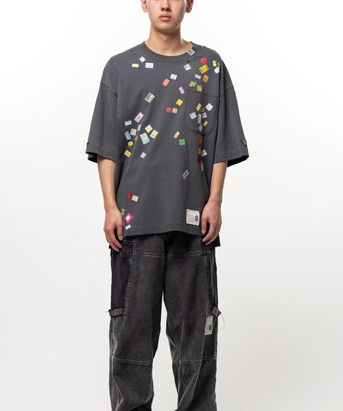 Maison MIHARA YASUHIRO(メゾンミハラヤスヒロ)の「【MIHARAYASUHIRO/ミハラヤスヒロ】PRICE STICKER TEE(Tシャツ/カットソー・メンズ・ブラック/グレー・48/46/44)」の3枚目の写真