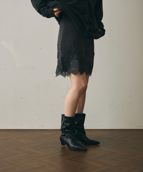 Trish(トリッシュ)の「レースヘムトリムペンシルスカート(スカート・レディース・チャコールグレー/ブラウン・SMALL/MEDIUM)」の9枚目の写真