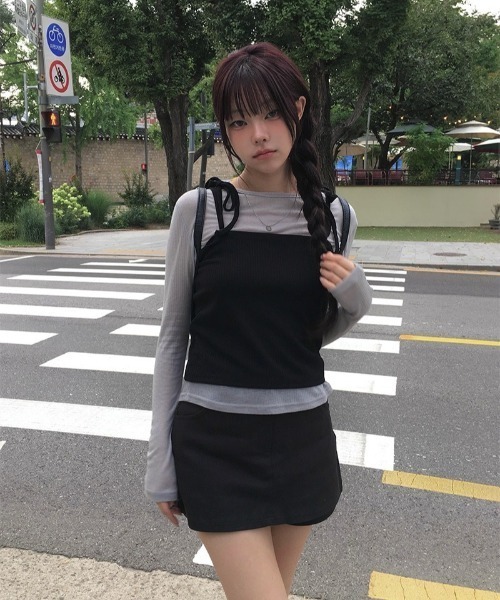 anyonemore(エニワンモア)の「コージービスチェ+Tシャツセット(Tシャツ/カットソー・レディース・グレー・FREE)」の2枚目の写真