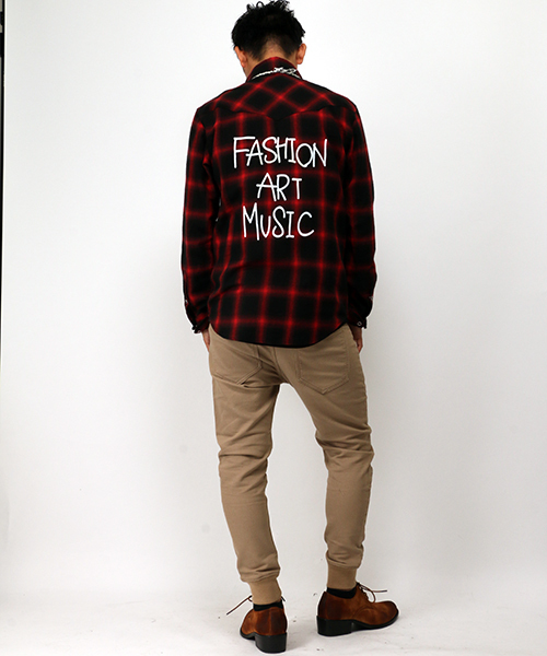 VENCEEXCHANGE（ヴァンスエクスチェンジ）の「バックプリントチェックシャツ（シャツ/ブラウス・メンズ・レッド/ブラック・LARGE/MEDIUM/SMALL）」の5枚目の写真