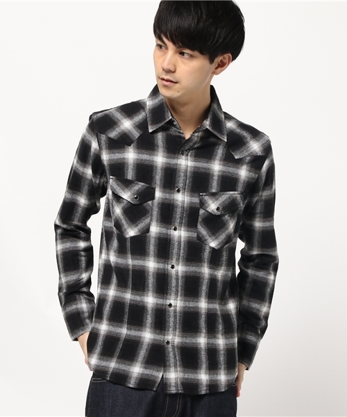 VENCEEXCHANGE（ヴァンスエクスチェンジ）の「バックプリントチェックシャツ（シャツ/ブラウス・メンズ・レッド/ブラック・LARGE/MEDIUM/SMALL）」の2枚目の写真