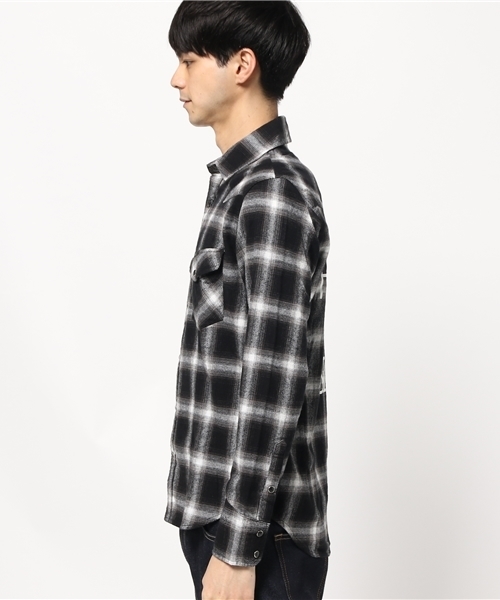 VENCEEXCHANGE（ヴァンスエクスチェンジ）の「バックプリントチェックシャツ（シャツ/ブラウス・メンズ・レッド/ブラック・LARGE/MEDIUM/SMALL）」の11枚目の写真