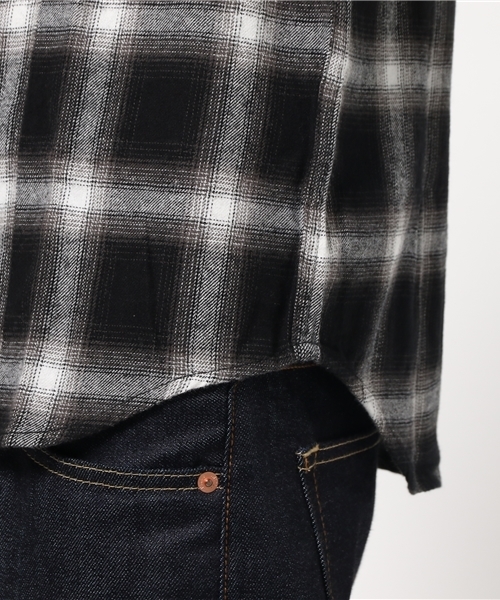 VENCEEXCHANGE（ヴァンスエクスチェンジ）の「バックプリントチェックシャツ（シャツ/ブラウス・メンズ・レッド/ブラック・LARGE/MEDIUM/SMALL）」の7枚目の写真