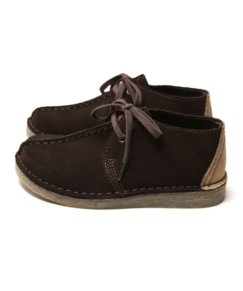 Clarks（クラークス）の「Clarks:DESERT TREK(kids)（ブーツ・キッズ・ベージュ/ブラック/ブラウン・18/15 /17/19/16）」の4枚目の写真