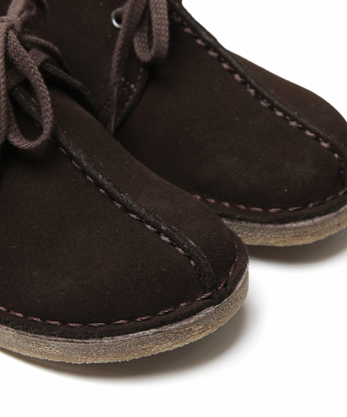 Clarks（クラークス）の「Clarks:DESERT TREK(kids)（ブーツ・キッズ・ベージュ/ブラック/ブラウン・18/15 /17/19/16）」の7枚目の写真