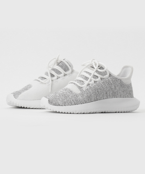 adidas Originals（アディダスオリジナルス）の「オリジナルス チュブラー [TUBULAR SHADOW KNIT]（スニーカー・メンズ・ホワイト系その他/ブラック系その他/ブラウン系その他・25.5cm/23.0cm/22.0cm/29.0cm/24.0cm/27.0cm/22.5cm/24.5cm/28.5cm/30.0cm/28.0cm/27.5cm/25.0cm/26.0cm/29.5cm/23.5cm/26.5cm）」の2枚目の写真
