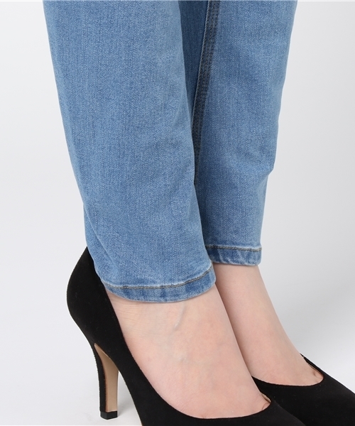 DOUBLE NAME（ダブルネーム）の「ハイブリットデニムスリムサルエルパンツ（デニムパンツ・レディース・ブルー/ブラック/ネイビー/サックスブルー・SMALL/MEDIUM/LARGE/X-SMALL）」の11枚目の写真