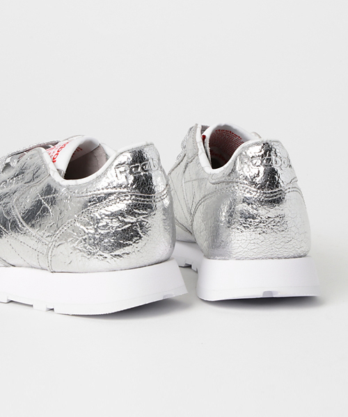 Reebok（リーボック）の「【2017秋冬】クラシックレザー ホットドッグ（スニーカー・レディース・シルバー・23.0cm/23.5cm/24.0cm/25.0cm/26.0cm/24.5cm/25.5cm/22.5cm）」の8枚目の写真