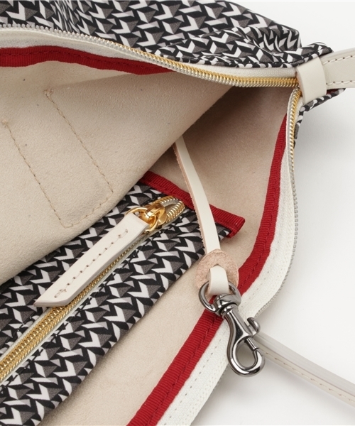 Roberta Pieri（ロベルタピエリ）の「【ROBERTA PIERI ロベルタピエリ】（トートバッグ・レディース・グレー/ネイビー・FREE）」の5枚目の写真