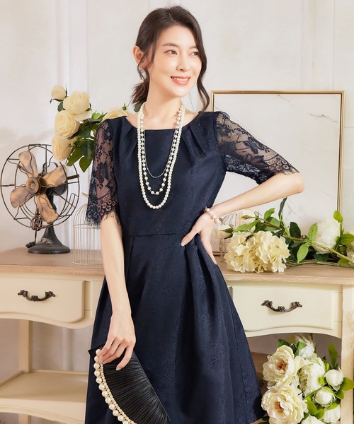 DRESS STAR（ドレス スター）の「チェーン×2連フェイクパールデザインネックレス（ネックレス・レディース・ホワイト/シルバー・フリー）」の4枚目の写真