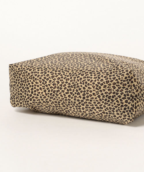 Ray BEAMS(レイビームス)の「Ray BEAMS / レオパード ナイロン ジップ トートバッグ(トートバッグ・レディース・その他・ONE SIZE)」の5枚目の写真